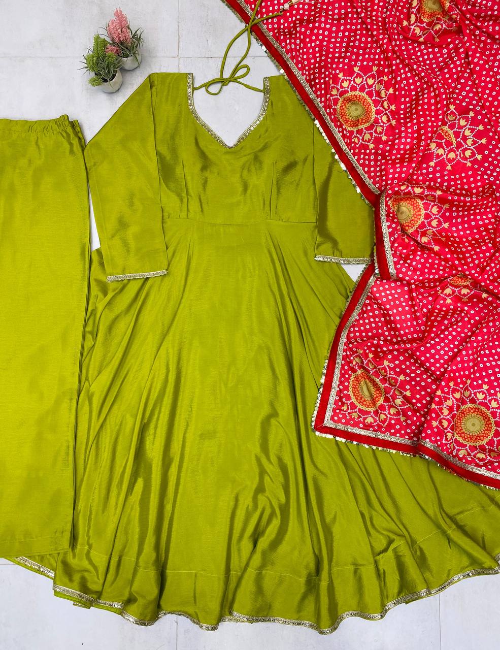 Regal Anarkali Suit Set with Traditional Red Bandhani Dupatta