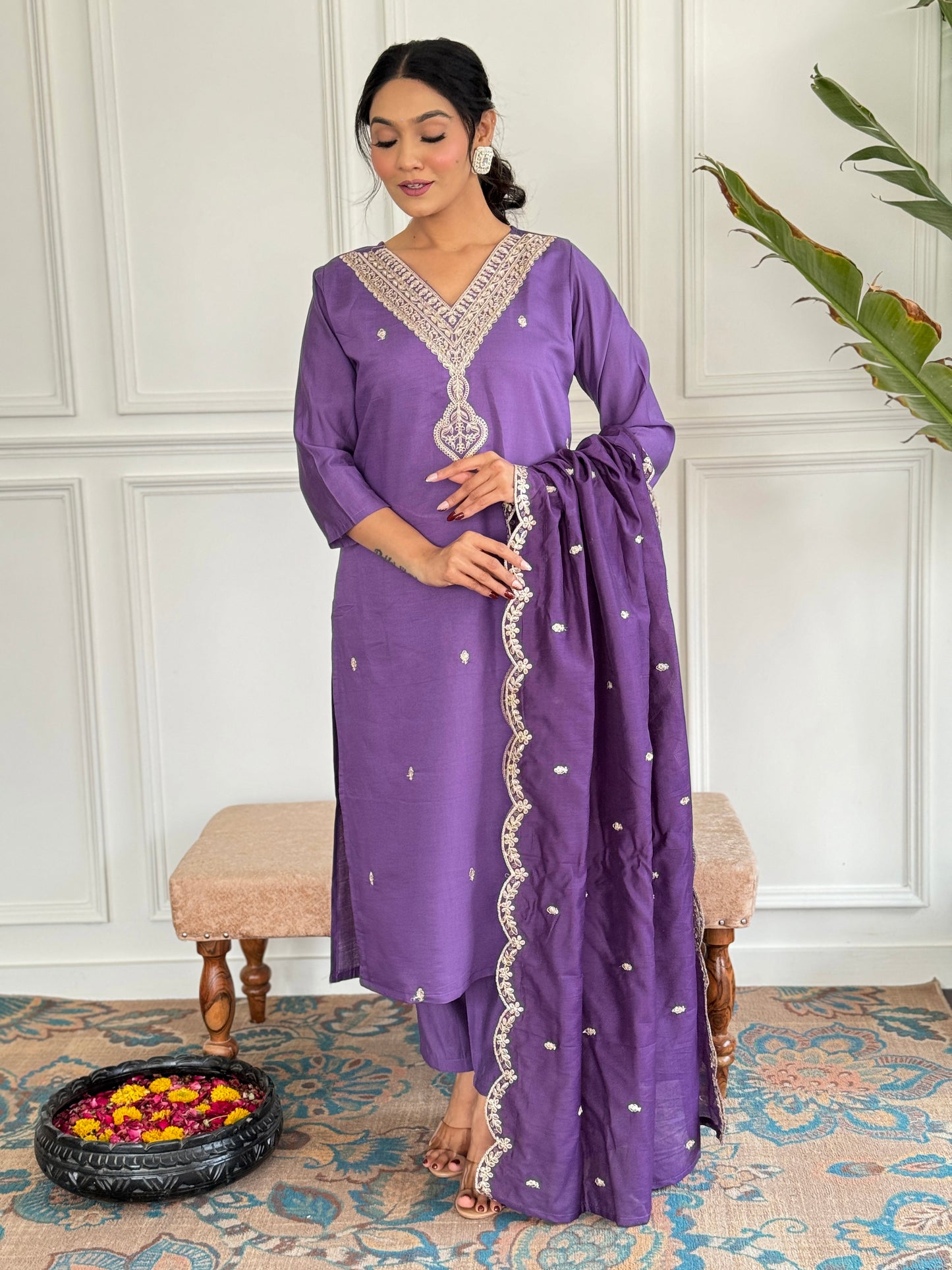 Mauve Silk Blend Straight Suit Sets With Dupatta