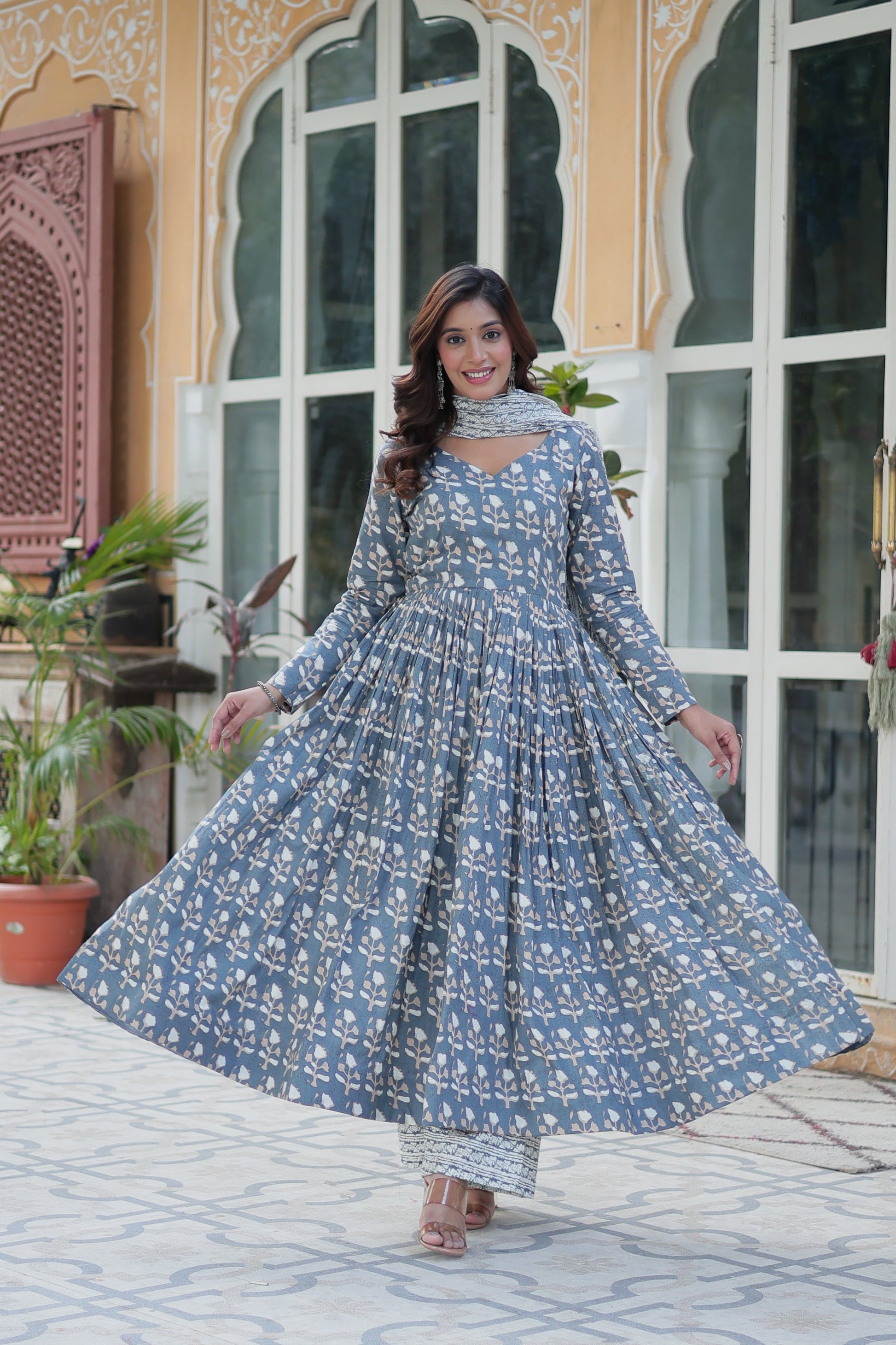grey cotton kurta sets with dupatta 