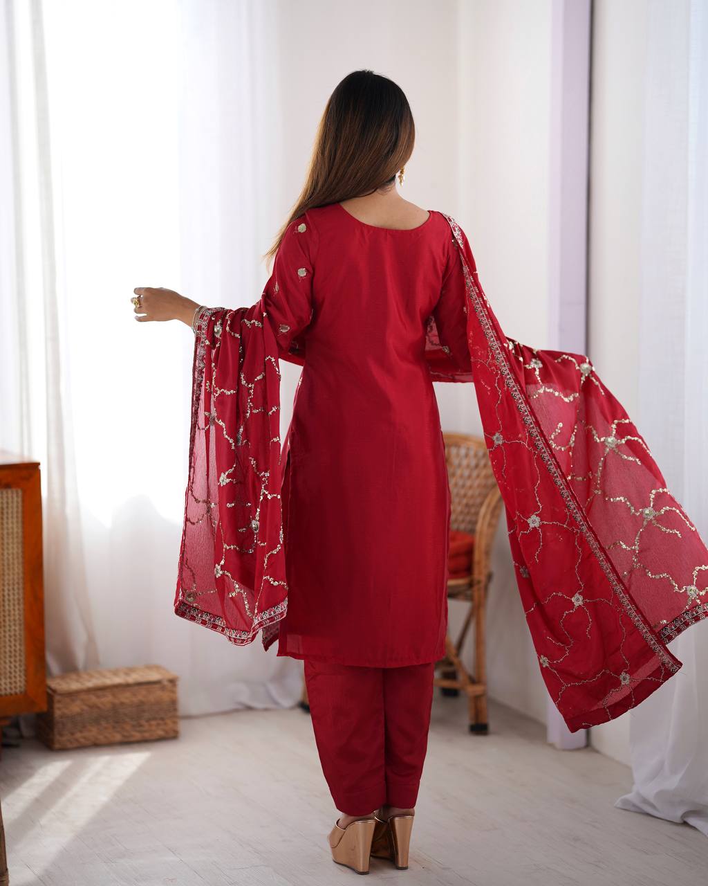 red chinnon embroidered kurta set